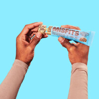 Misfits Vegan Protein Bar 45g Riegel White Choc Cookies&Cream