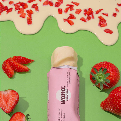 Wana Protein-Riegel Waffand Cream | 43g Weisse Schokolade mit Erdbeer-Creme-Füllung